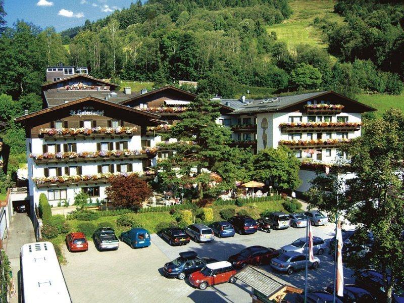 Hotel St. Hubertushof Zell am See Exterior photo