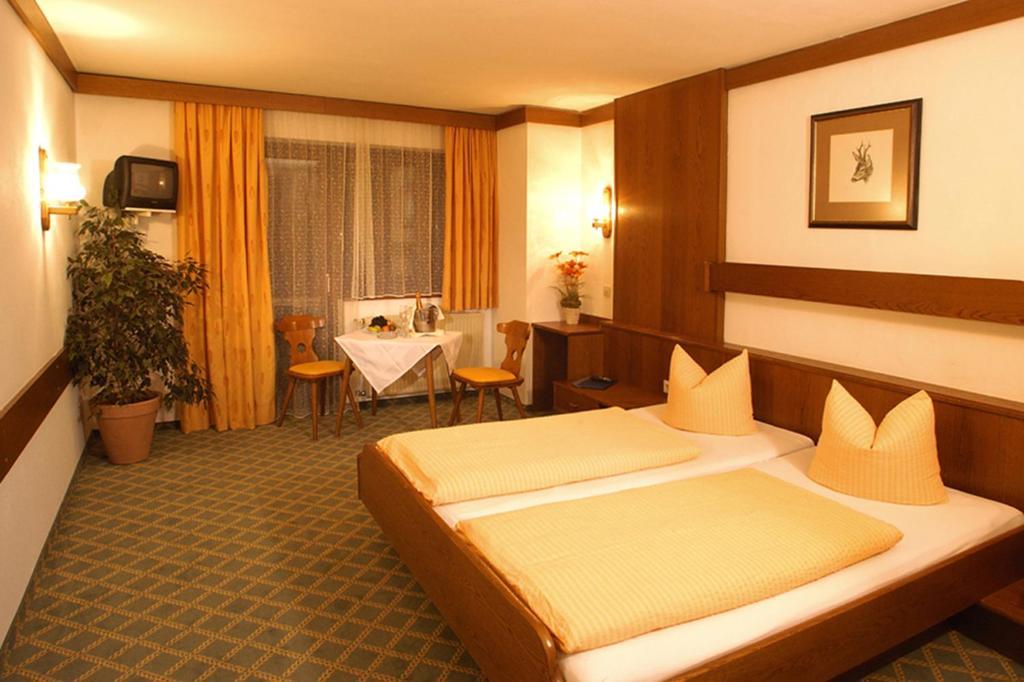 Hotel St. Hubertushof Zell am See Exterior photo