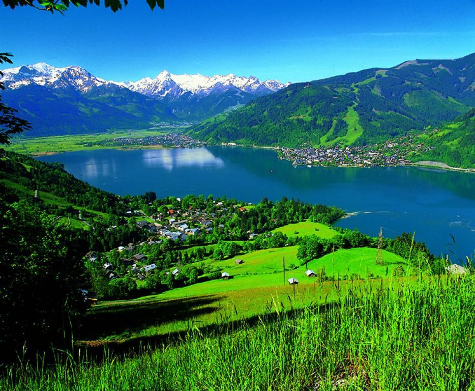Hotel St. Hubertushof Zell am See Exterior photo